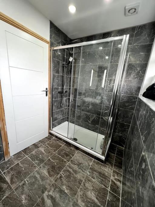 Luxury 3 Bed 3 Bedroom House Harborne Birmingham Zewnętrze zdjęcie